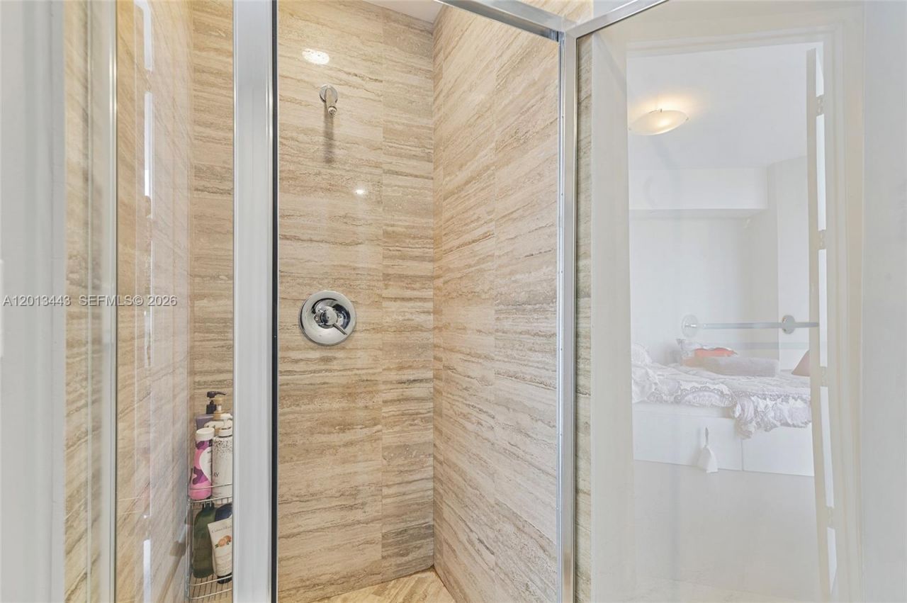 16001 Collins Ave, Unit 506, Sunny Isles Beach, FL 33160 Photo