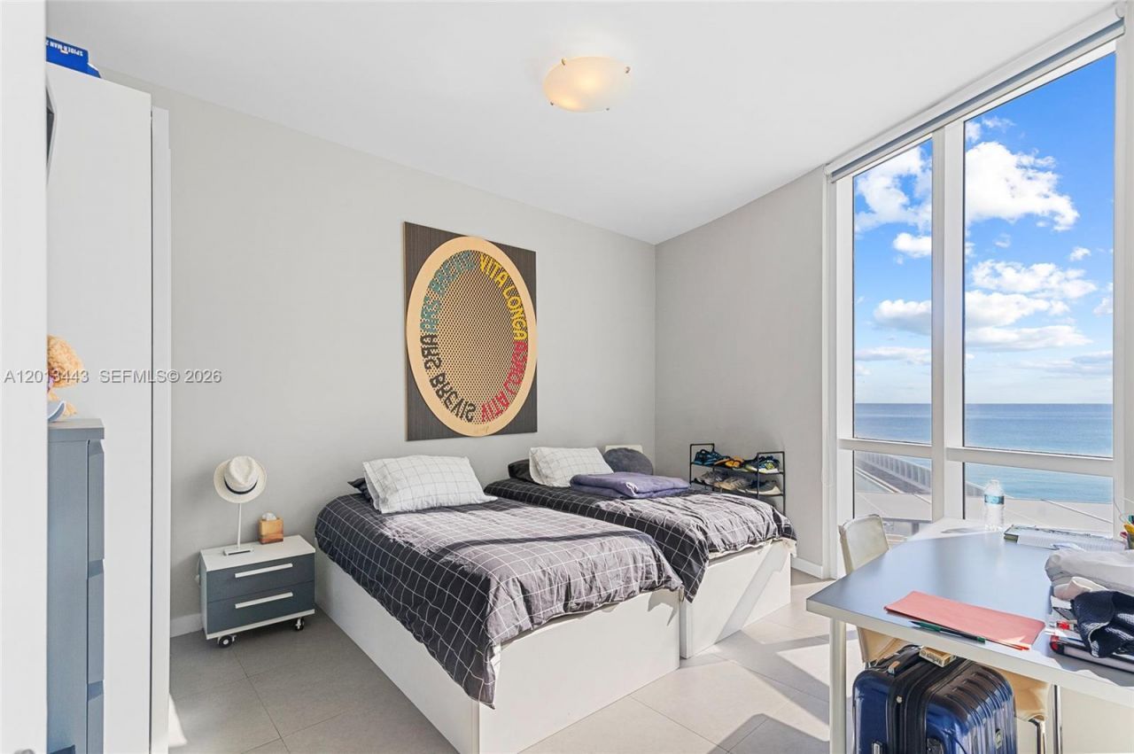 16001 Collins Ave, Unit 506, Sunny Isles Beach, FL 33160 Photo