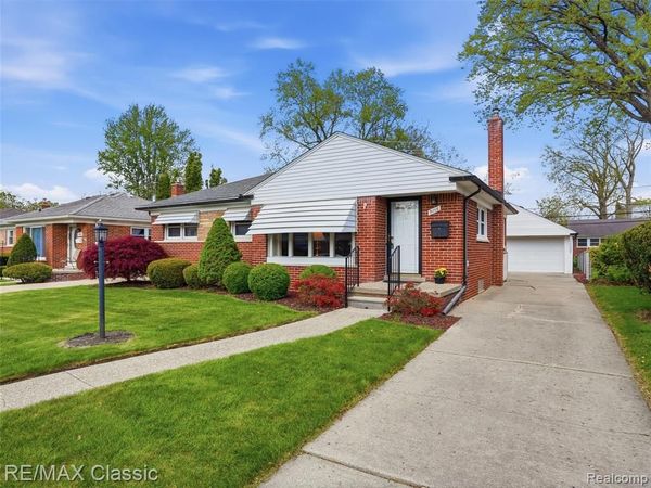9116 Tecumseh Avenue, Redford Twp, MI 48239