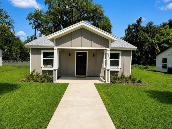 351 N MAIN AVENUE , GROVELAND, FL 34736