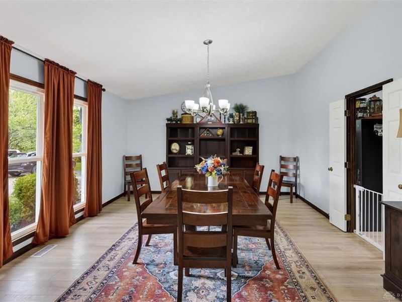 2165 Stewart Road, Sugarcreek Township, OH 45385 Photo 6