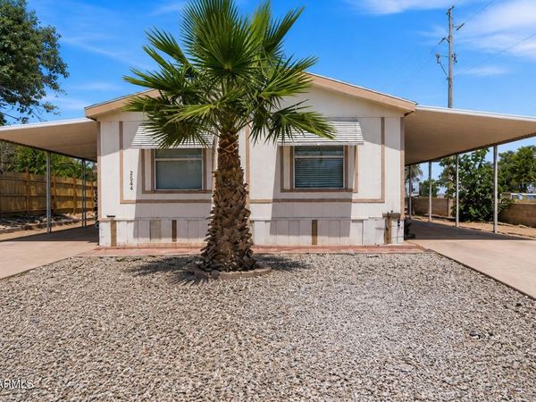 2544 E PIUTE Avenue, Phoenix, AZ 85050