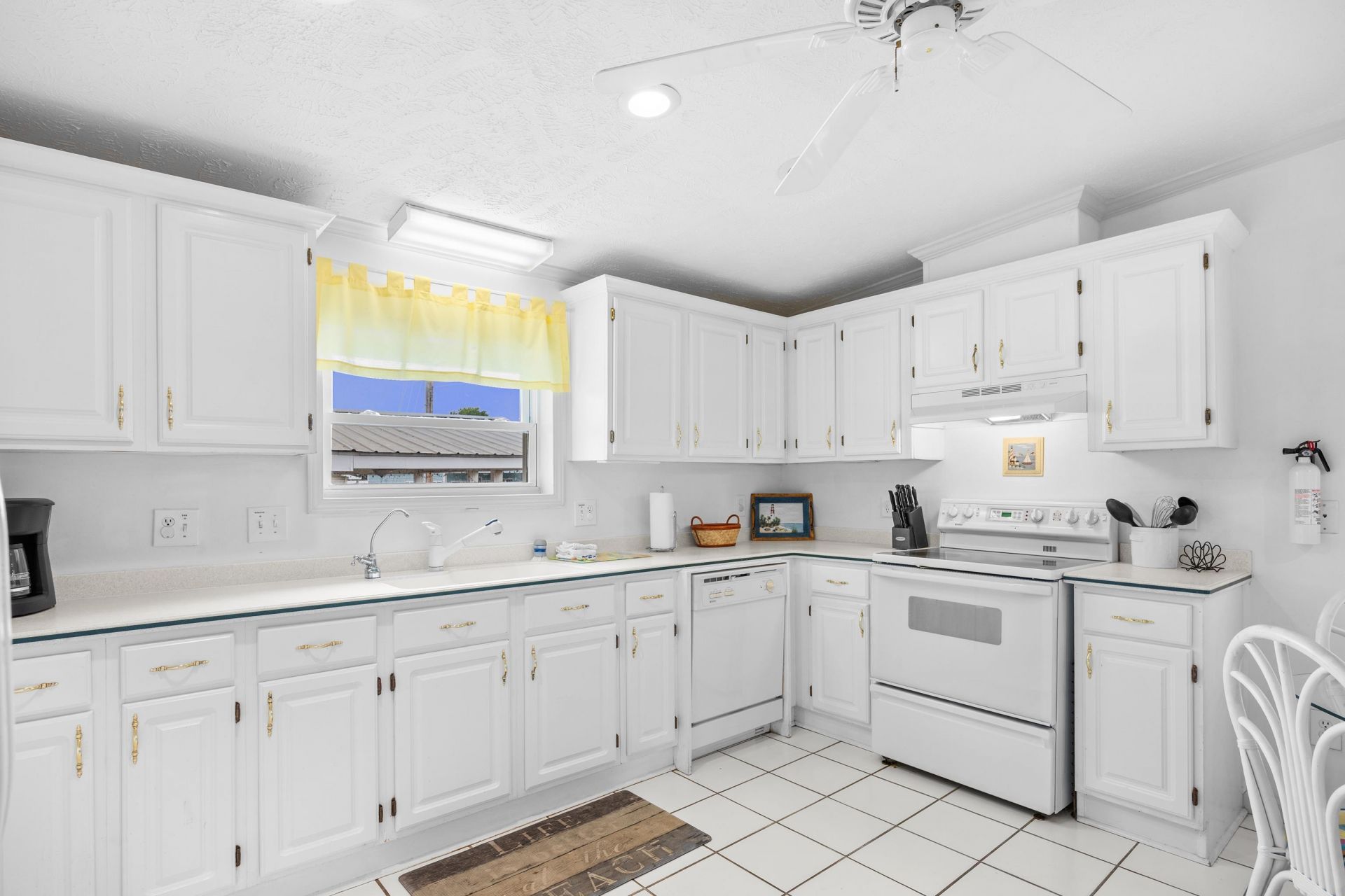 6001 South Kings Hwy. Photo 16