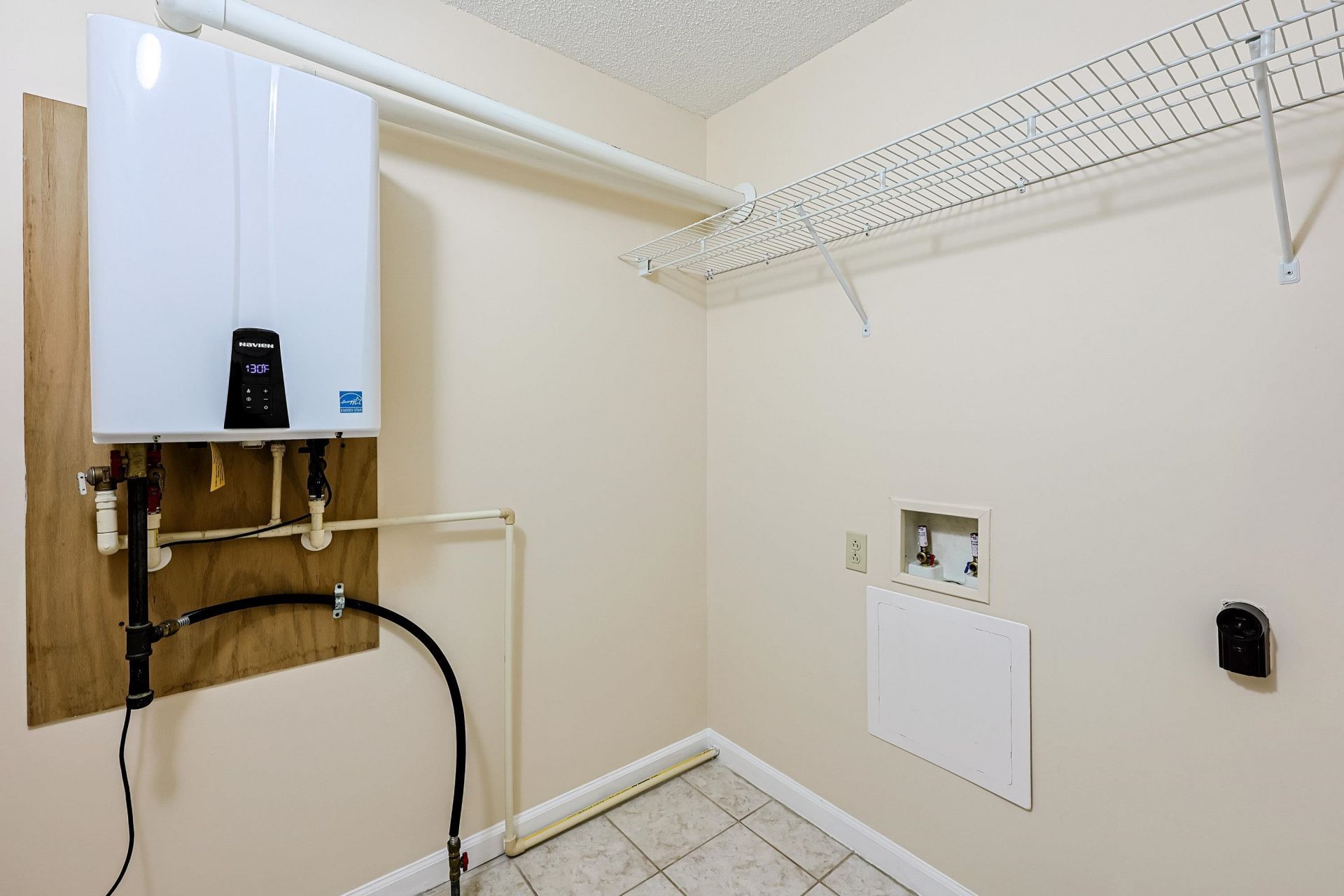 2220 S Island Rd. Photo 33