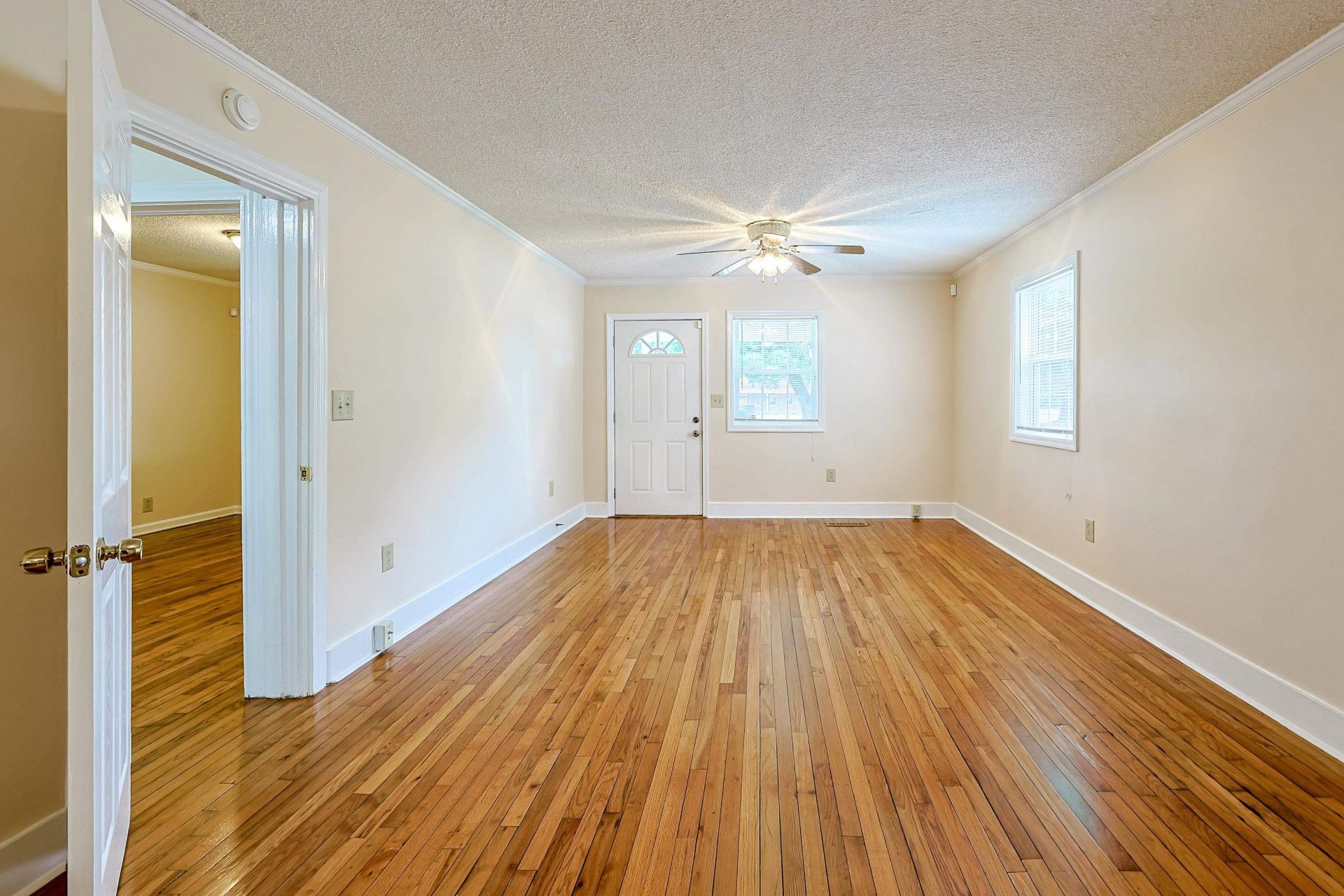 2220 S Island Rd. Photo 5