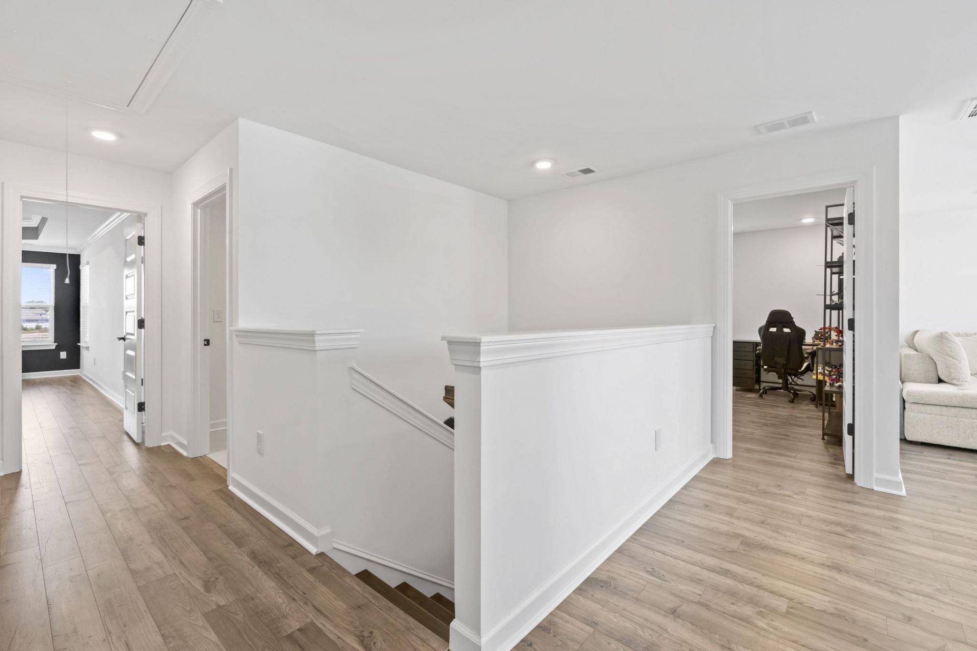 715 Upton Way Photo 30
