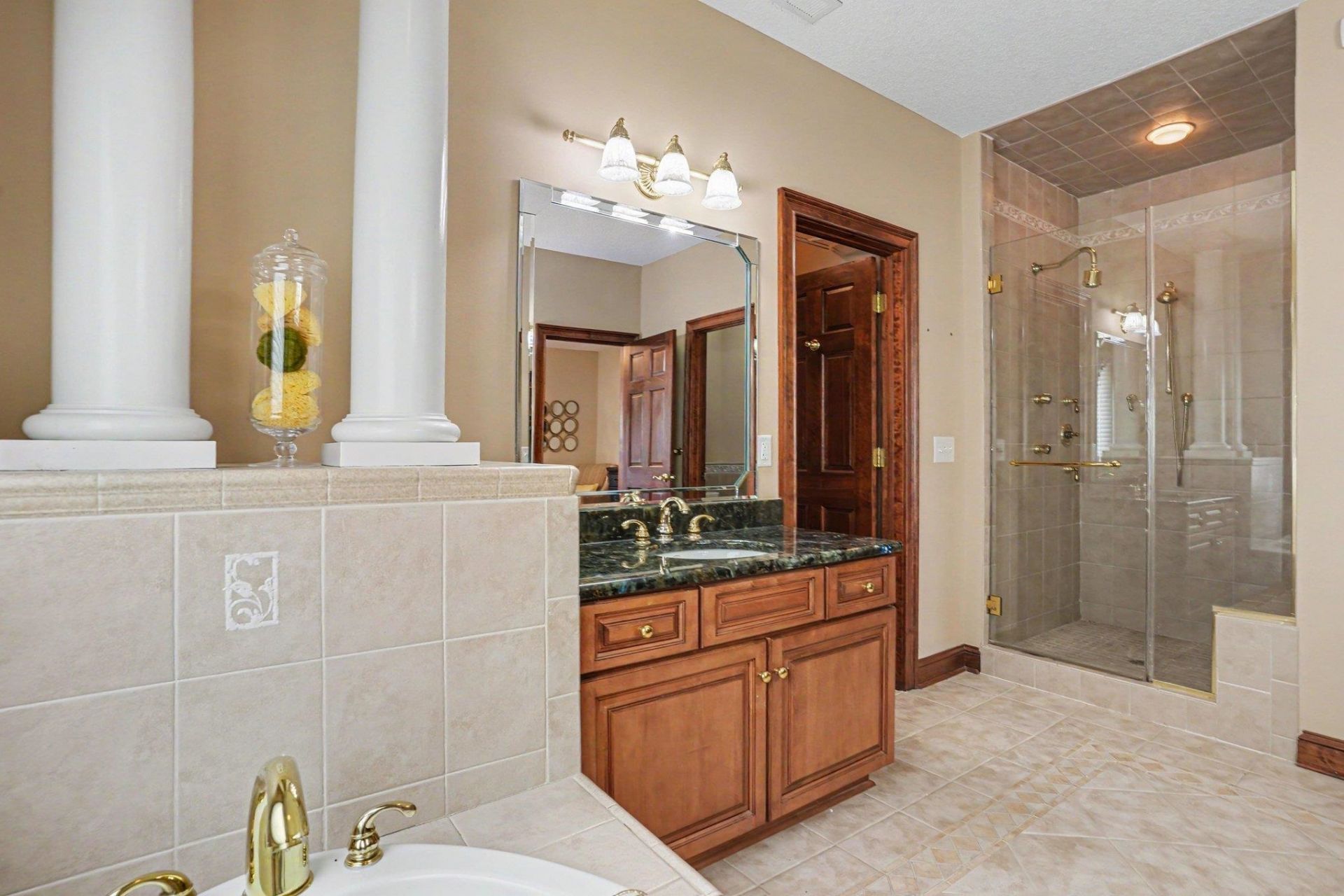 605 Sea Island Way  Photo 22