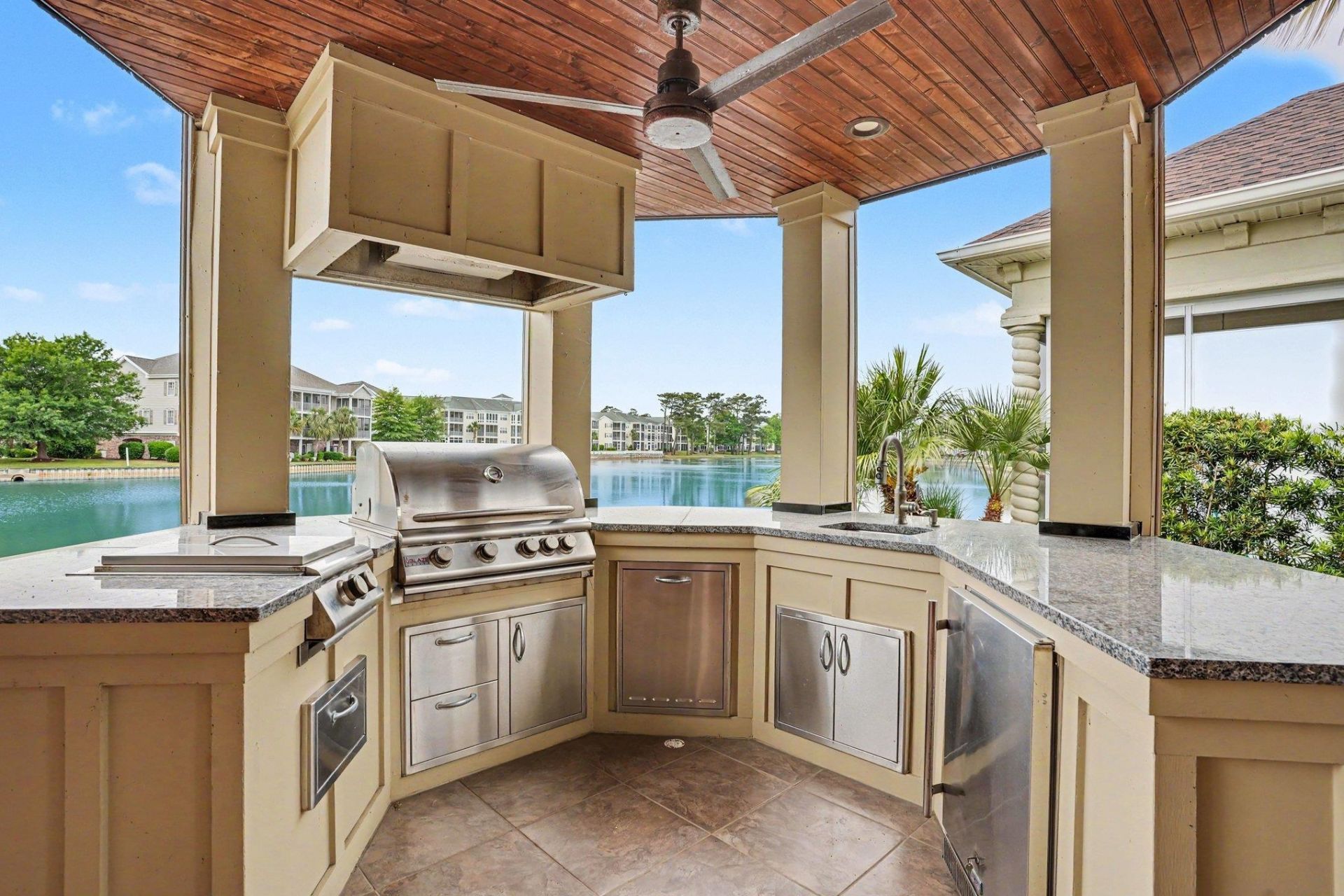 605 Sea Island Way  Photo 43