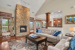 605 Sea Island Way  photo 4