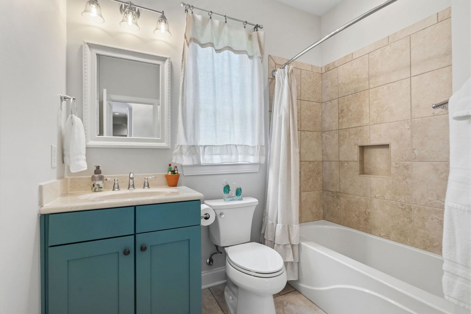 4249 Congressional Dr.  Photo 27