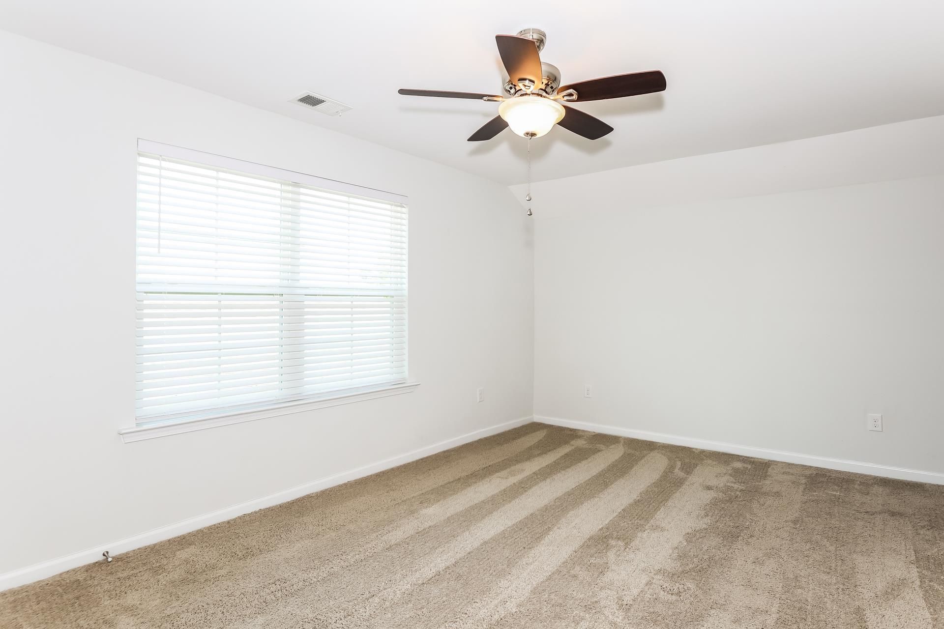 934 Witherbee Way Photo 18