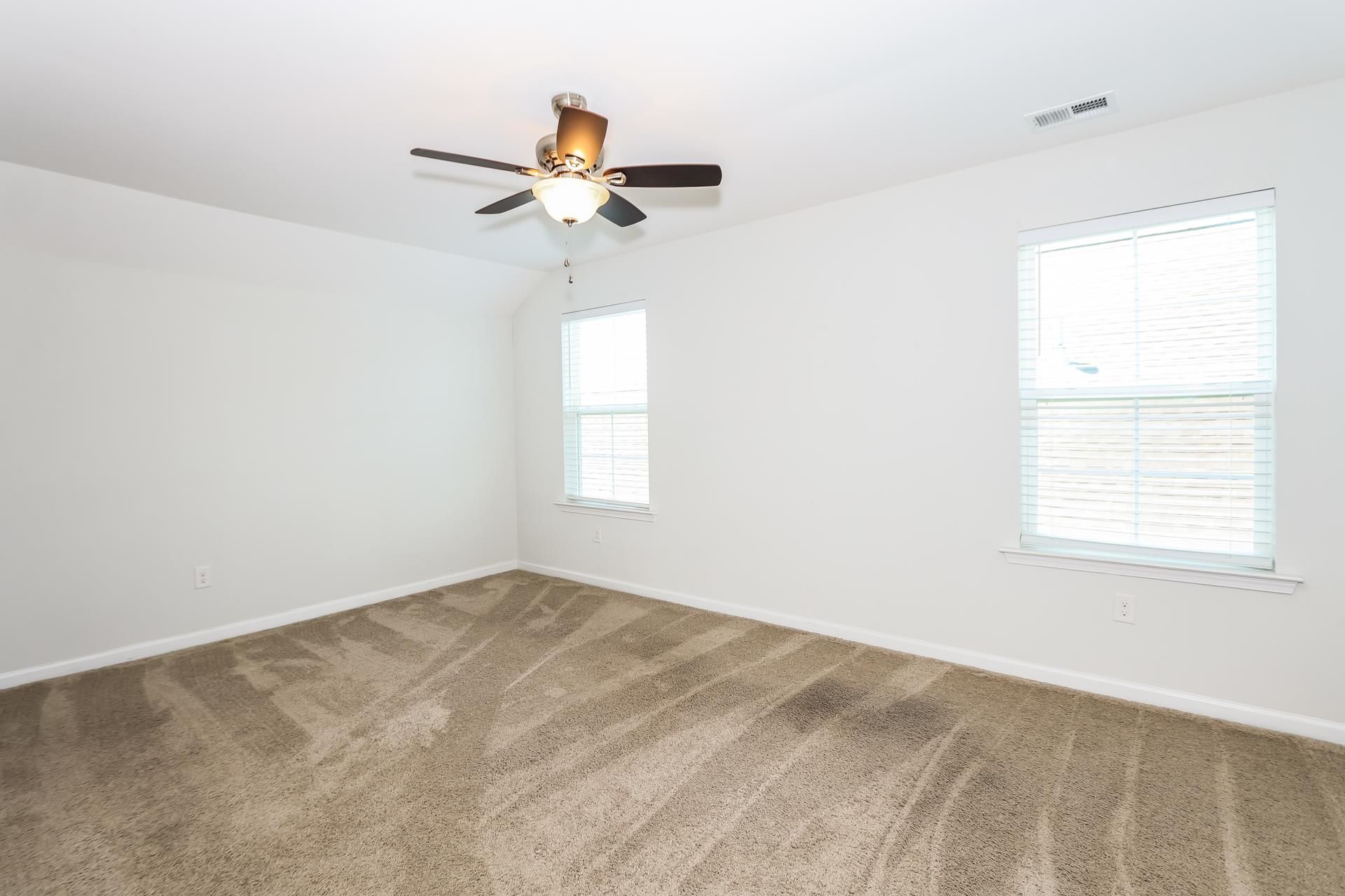 934 Witherbee Way Photo 20