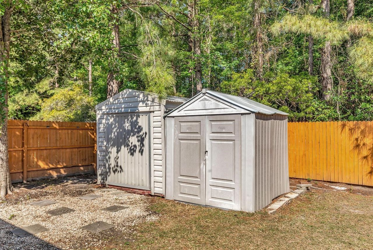 8081 Youngwood Turn  Photo 23