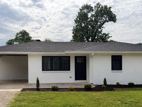 5902 Beersheba Hwy , McMinnville, TN 37110