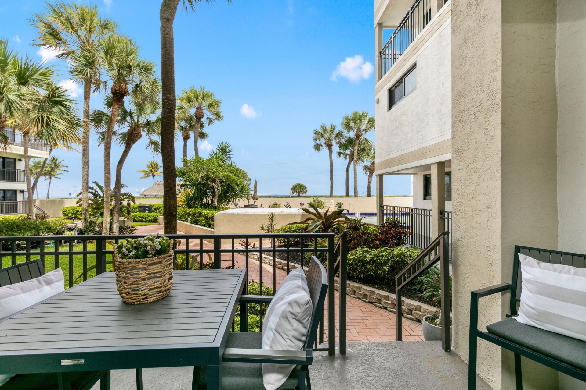 665 SE 21st Avenue, Unit 104, Deerfield Beach, FL 33441 Photo