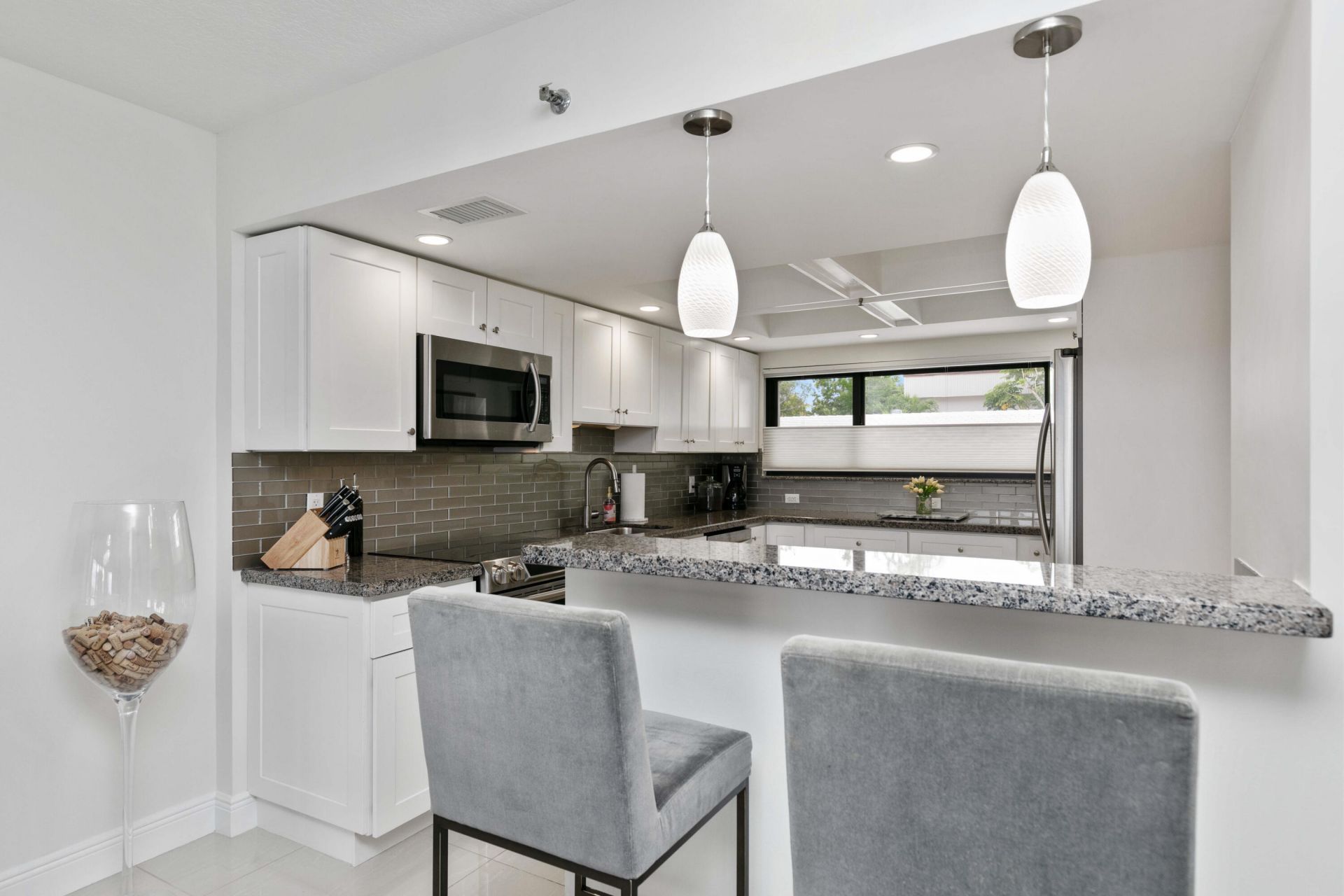 665 SE 21st Avenue, Unit 104, Deerfield Beach, FL 33441 Photo