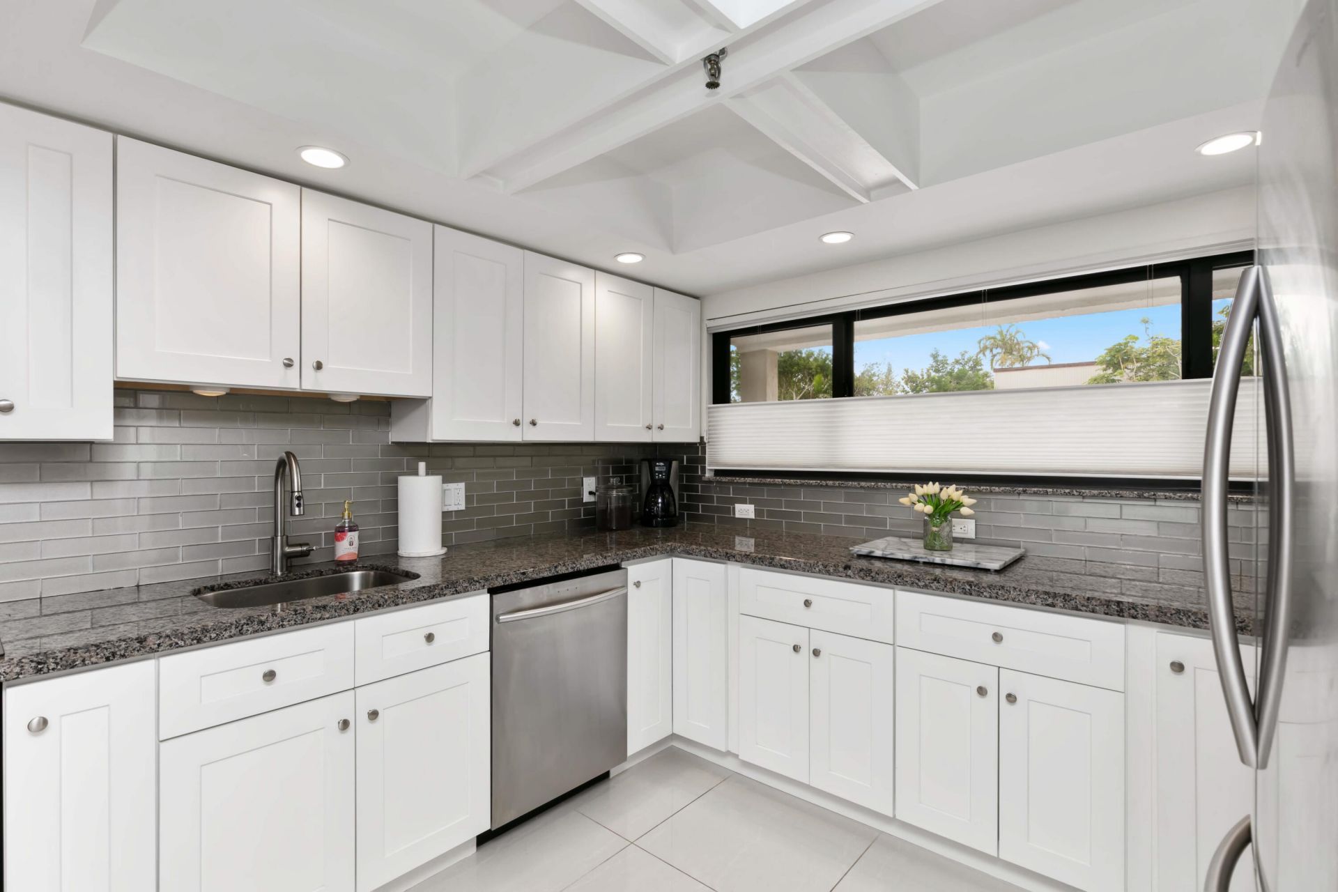 665 SE 21st Avenue, Unit 104, Deerfield Beach, FL 33441 Photo