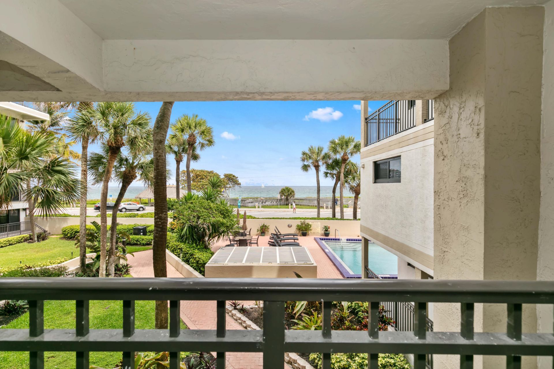 665 SE 21st Avenue, Unit 104, Deerfield Beach, FL 33441 Photo