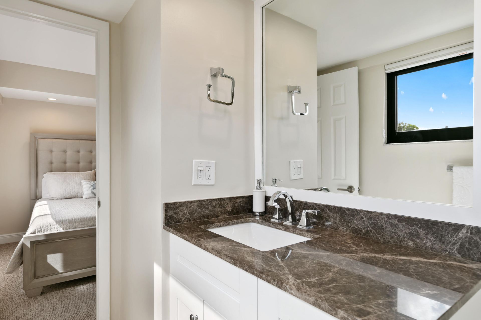 665 SE 21st Avenue, Unit 104, Deerfield Beach, FL 33441 Photo