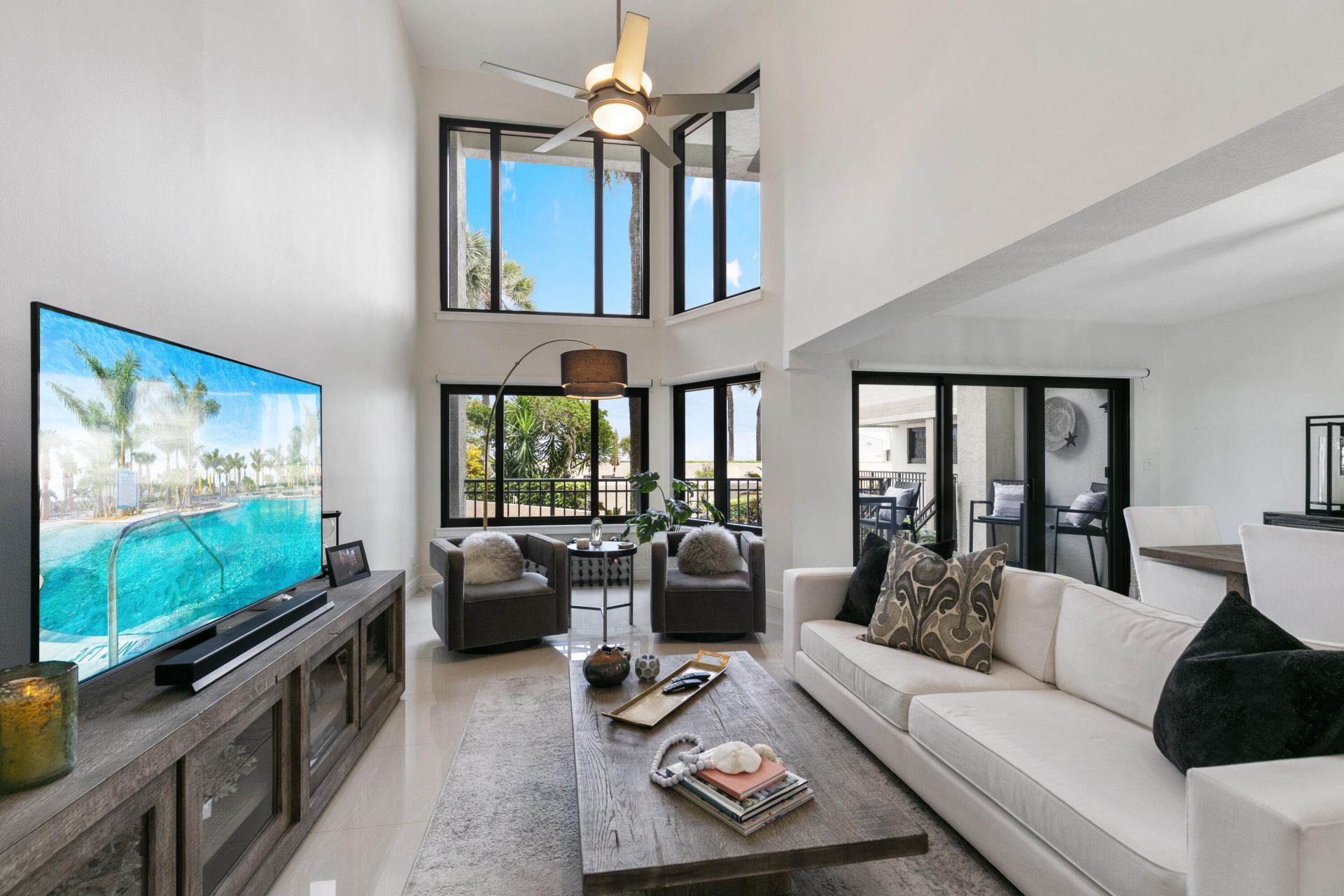 665 SE 21st Avenue, Unit 104, Deerfield Beach, FL 33441 Photo