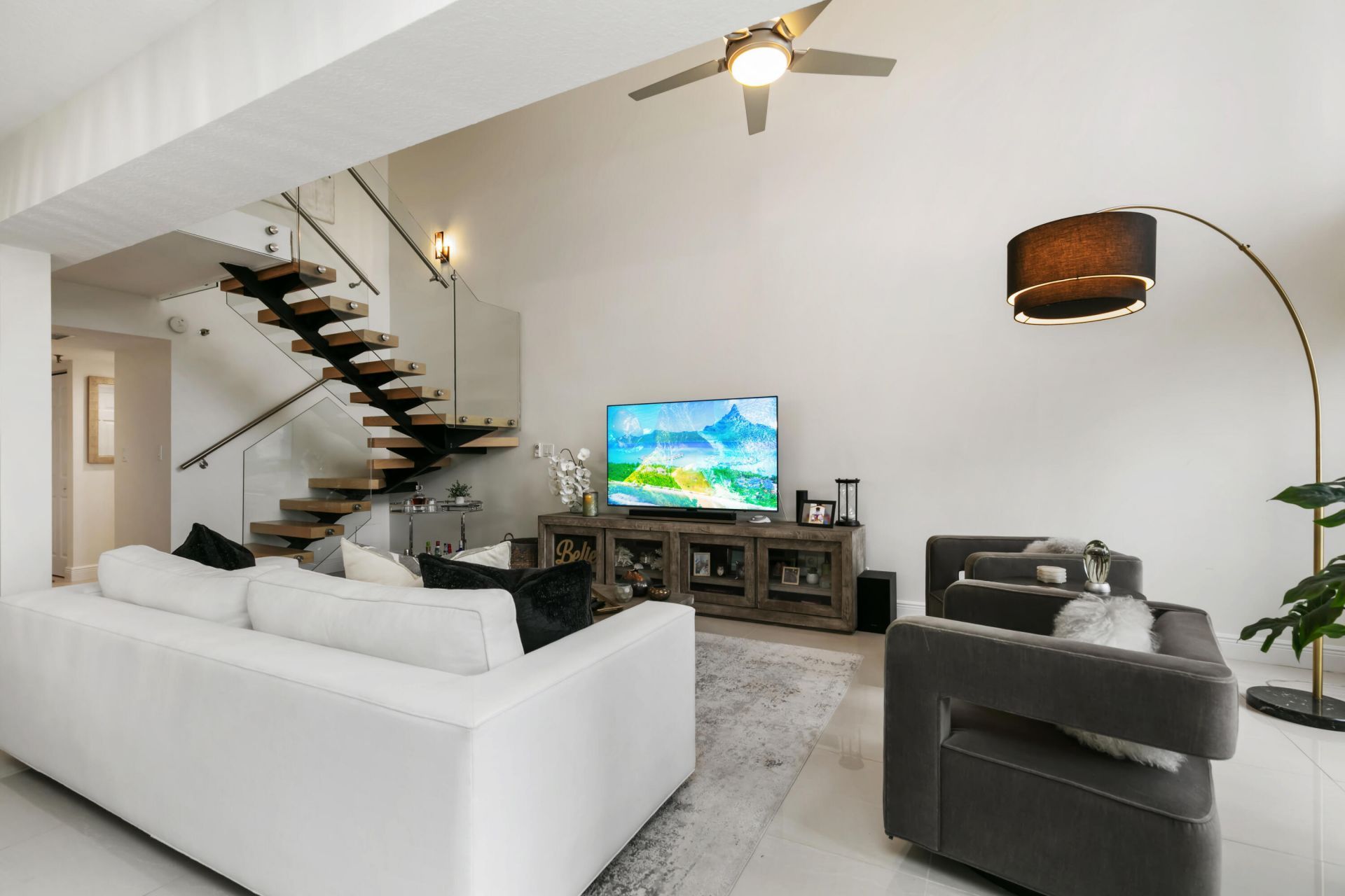 665 SE 21st Avenue, Unit 104, Deerfield Beach, FL 33441 Photo