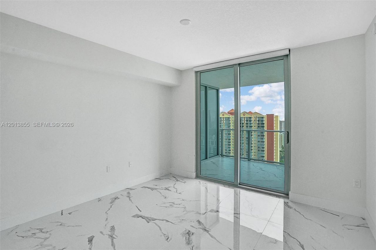 330 Sunny Isles Blvd , Unit 5-2205, Sunny Isles Beach, FL 33160 Photo