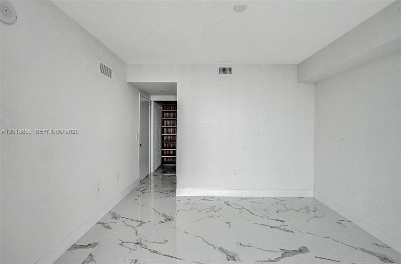 330 Sunny Isles Blvd , Unit 5-2205, Sunny Isles Beach, FL 33160 Photo