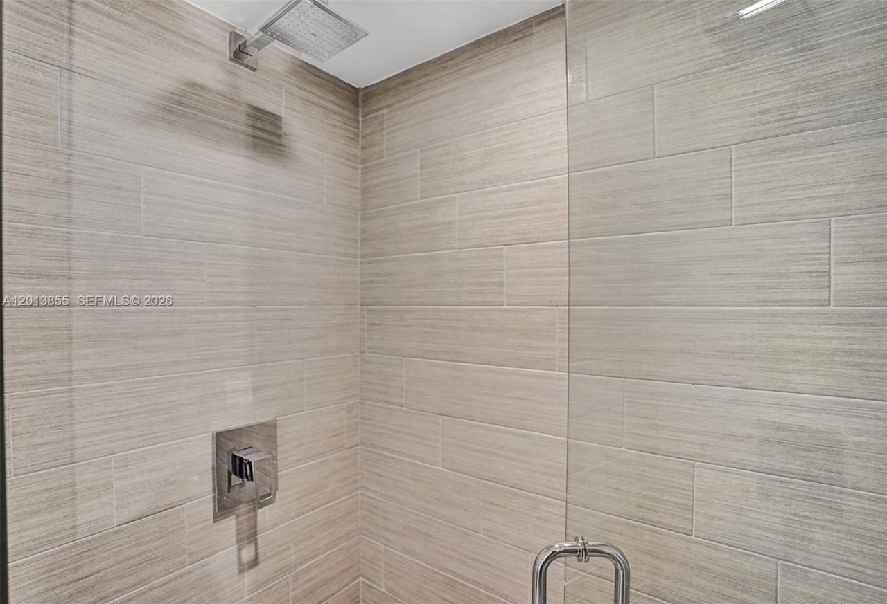 330 Sunny Isles Blvd , Unit 5-2205, Sunny Isles Beach, FL 33160 Photo