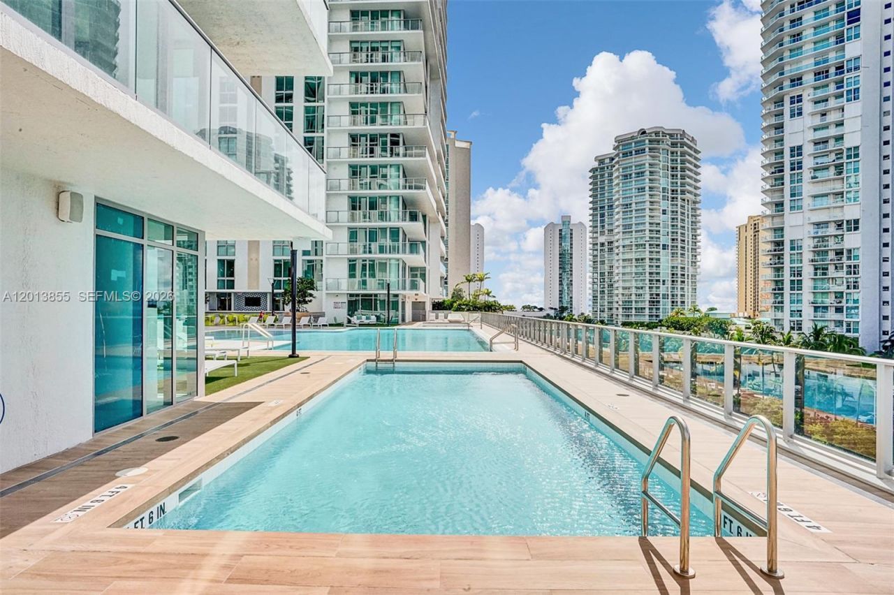 330 Sunny Isles Blvd , Unit 5-2205, Sunny Isles Beach, FL 33160 Photo