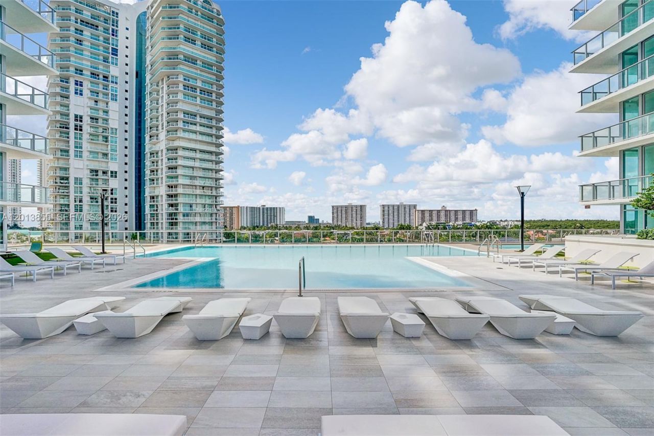 330 Sunny Isles Blvd , Unit 5-2205, Sunny Isles Beach, FL 33160 Photo