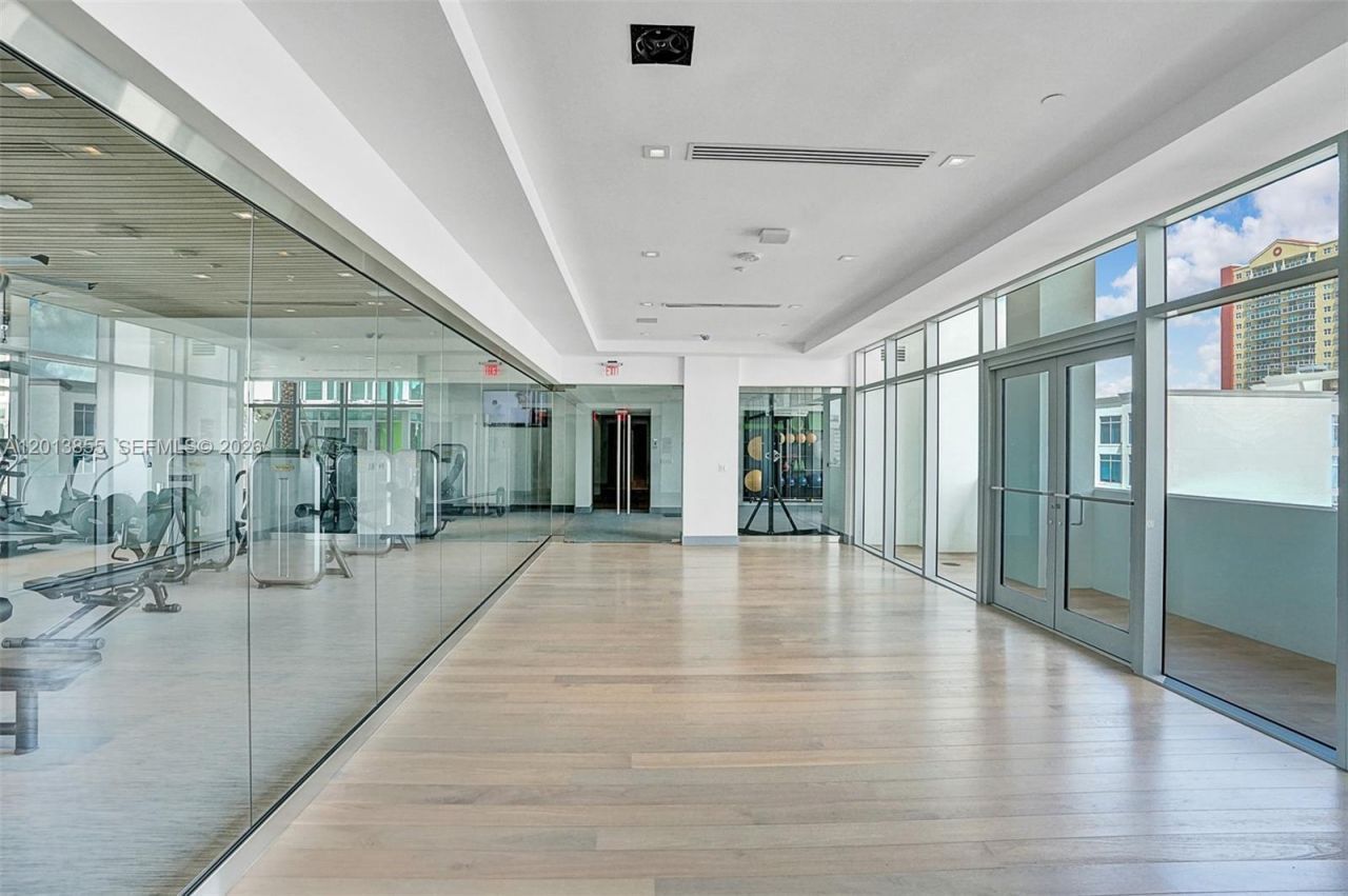 330 Sunny Isles Blvd , Unit 5-2205, Sunny Isles Beach, FL 33160 Photo
