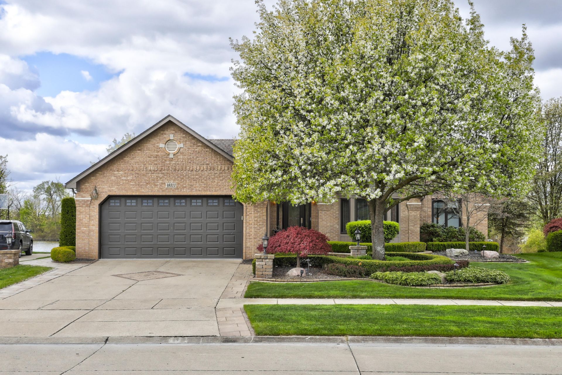 48311 American Elm Drive, Macomb, MI 48044 Main Photo