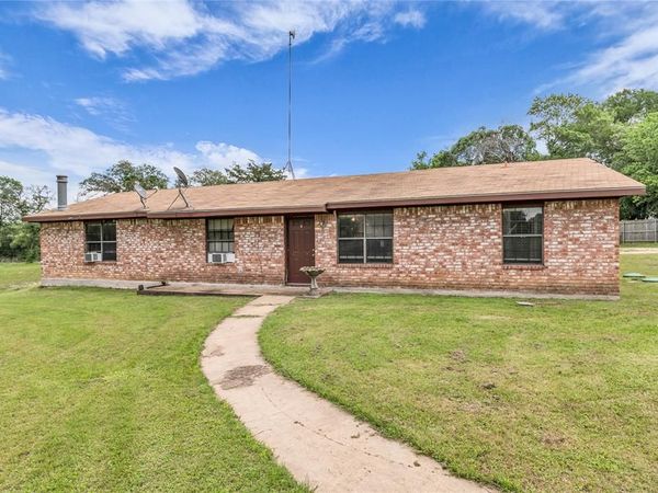 164 Deer Trail, Bruceville, TX 76630