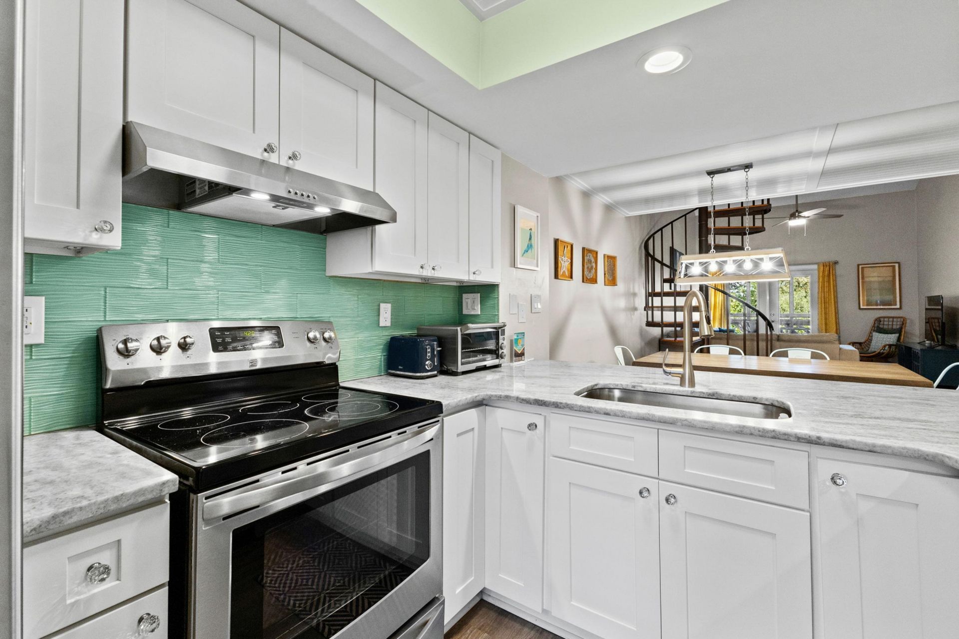 223 Maison Dr. Photo 12