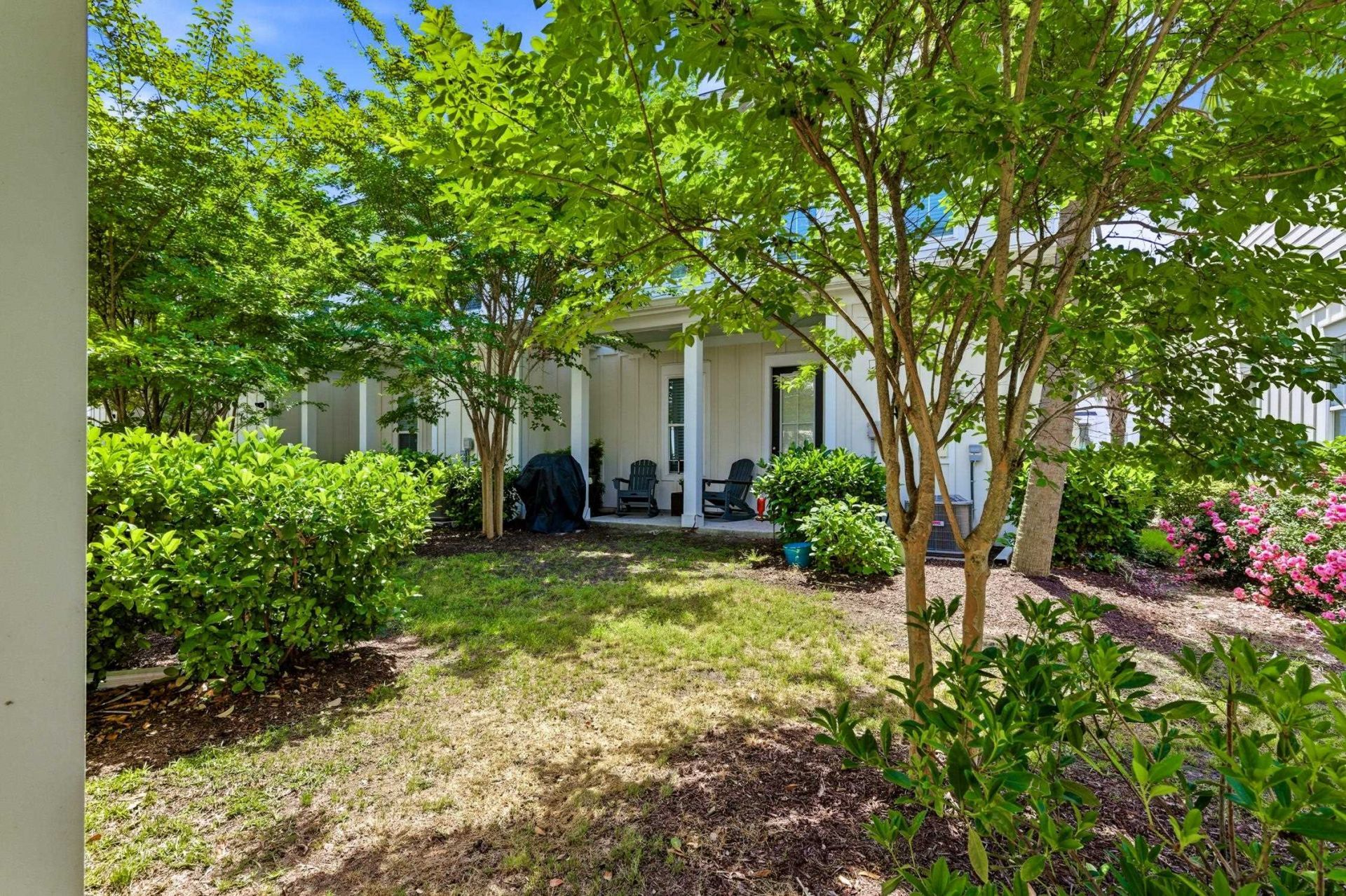 855 Hall Lane Photo 21