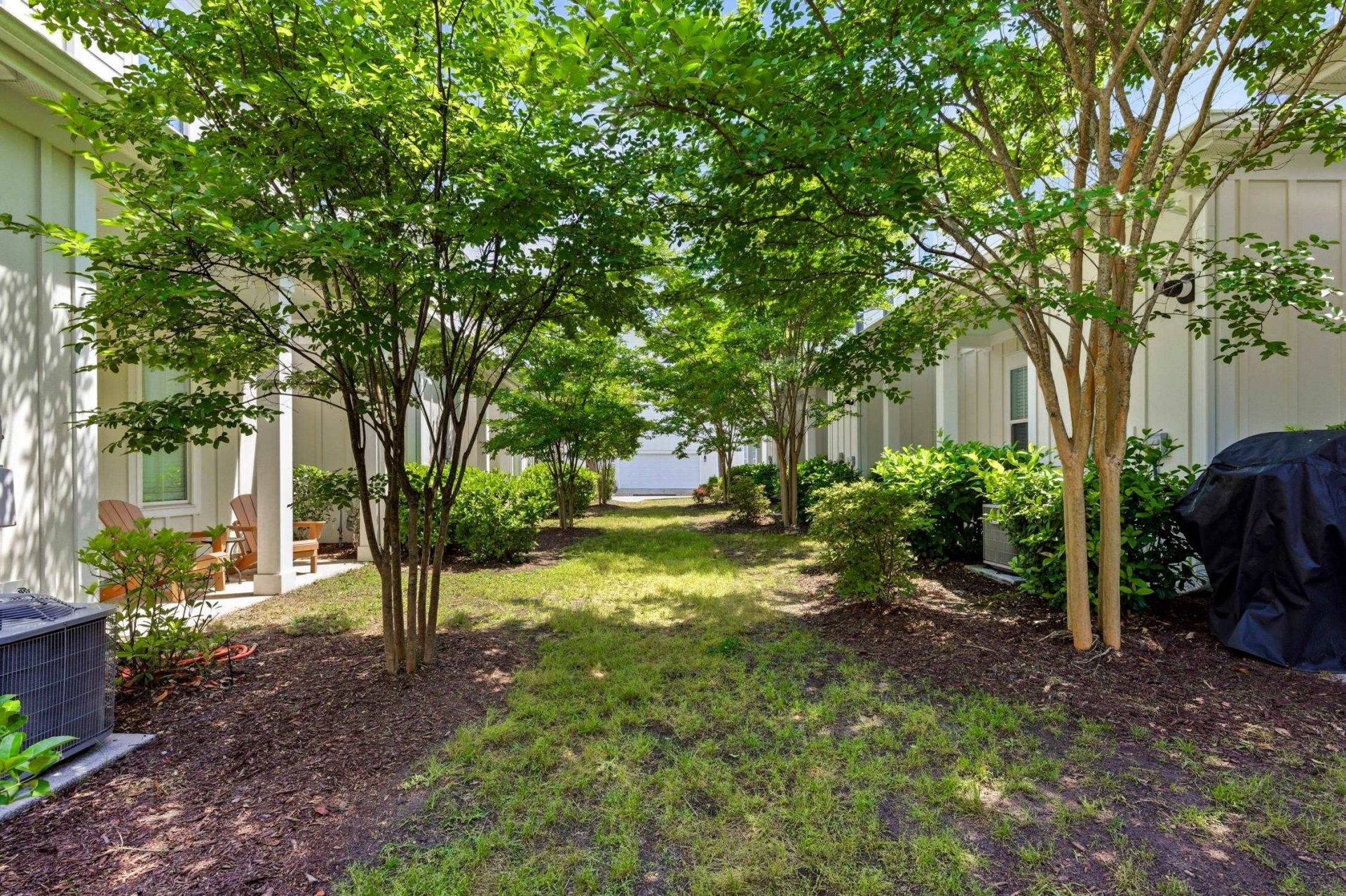 855 Hall Lane Photo 23