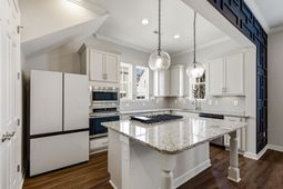 855 Hall Lane photo 4