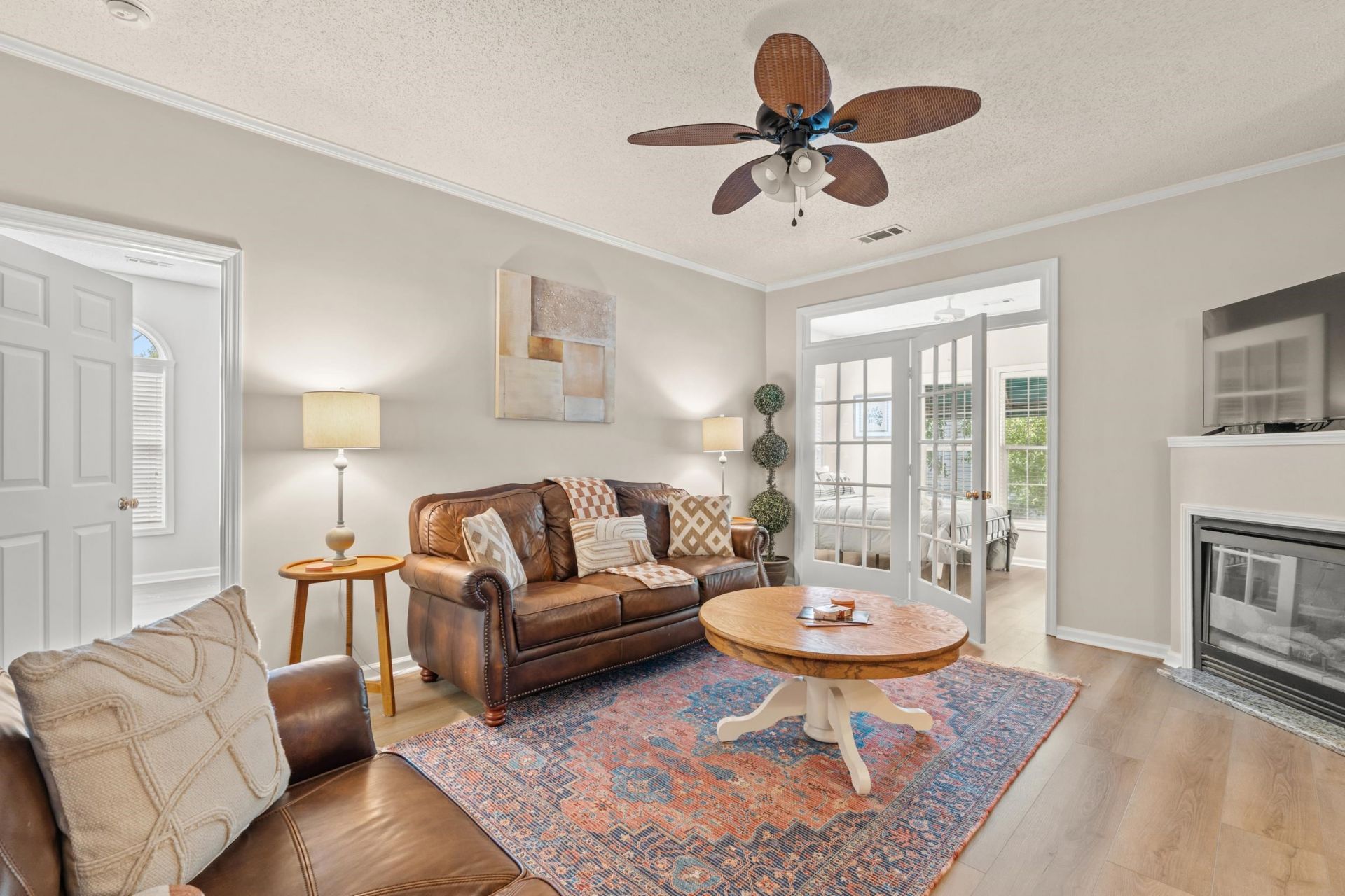 9780 Leyland Dr. Photo 4