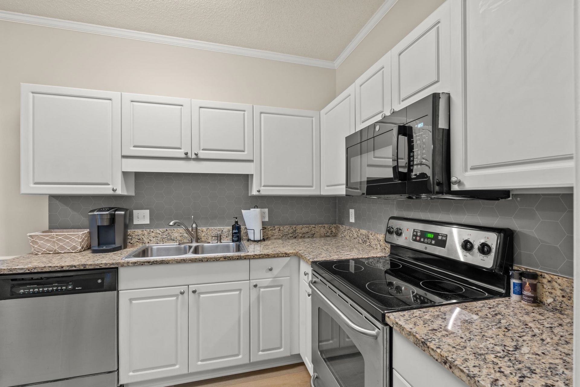 9780 Leyland Dr. Photo 7