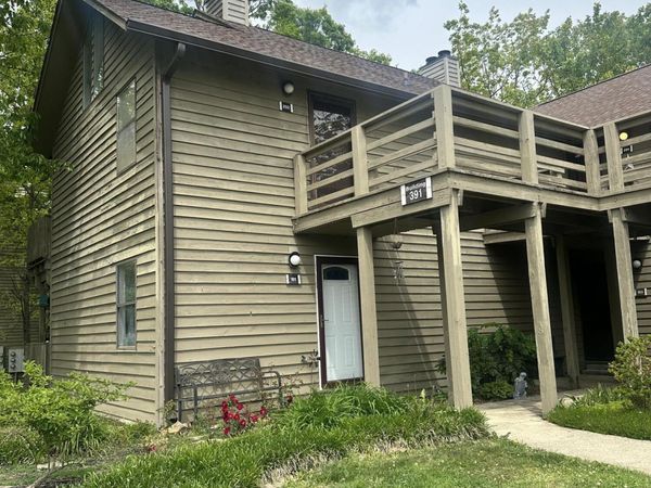 391 Moytoy Rd, Crab Orchard, TN 37723