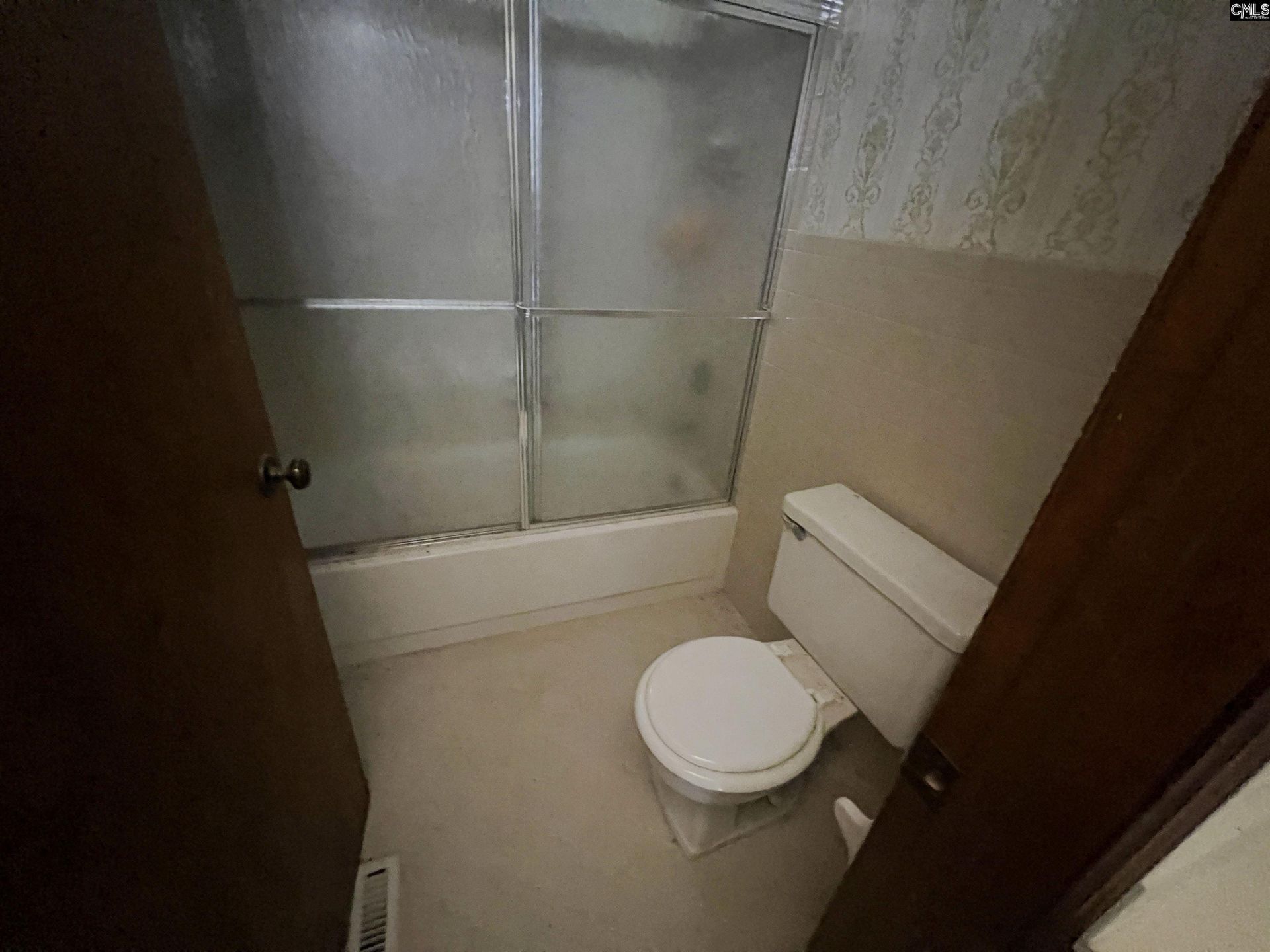 554 Woodland Road  Photo 17