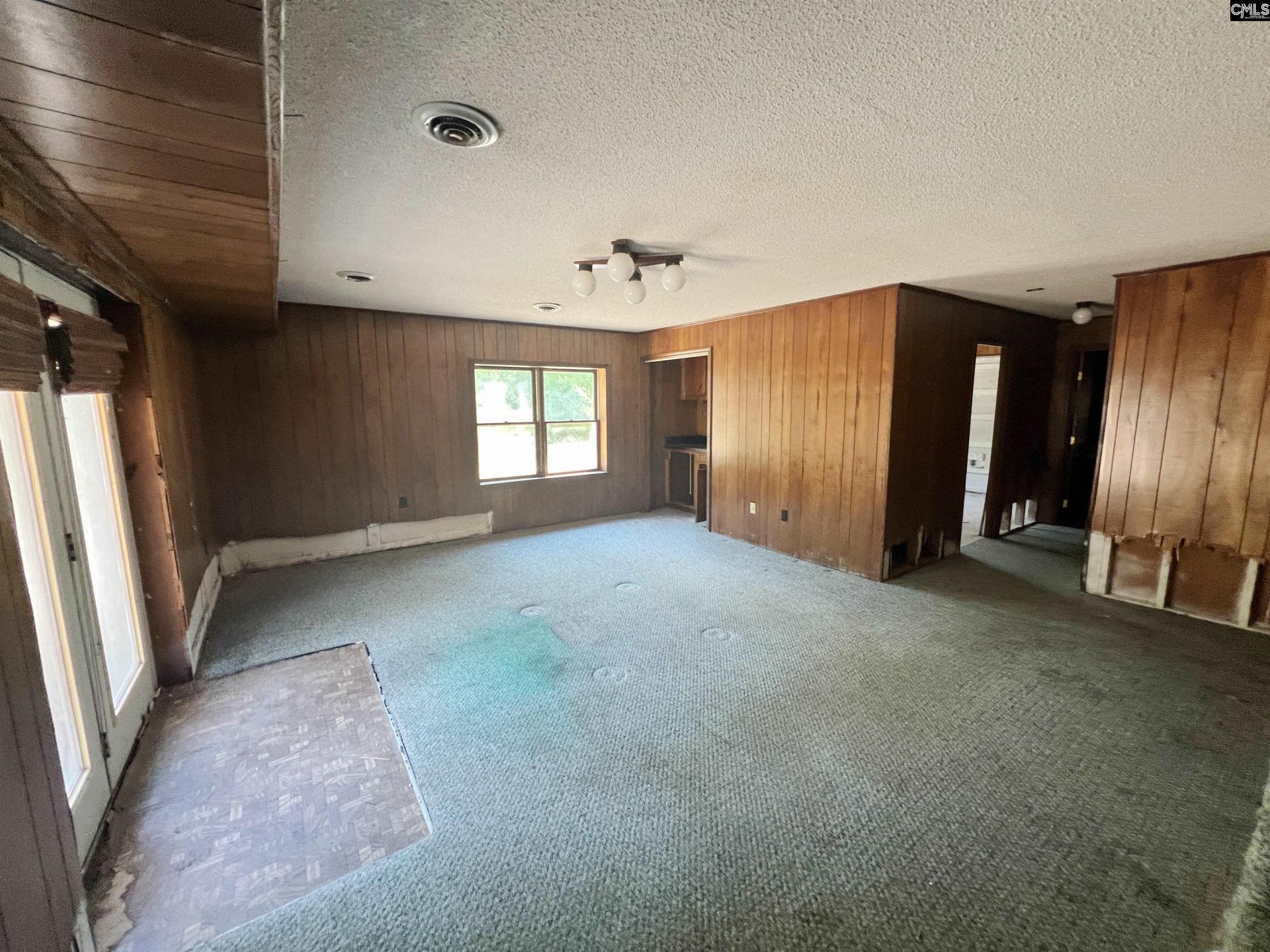 554 Woodland Road  Photo 22