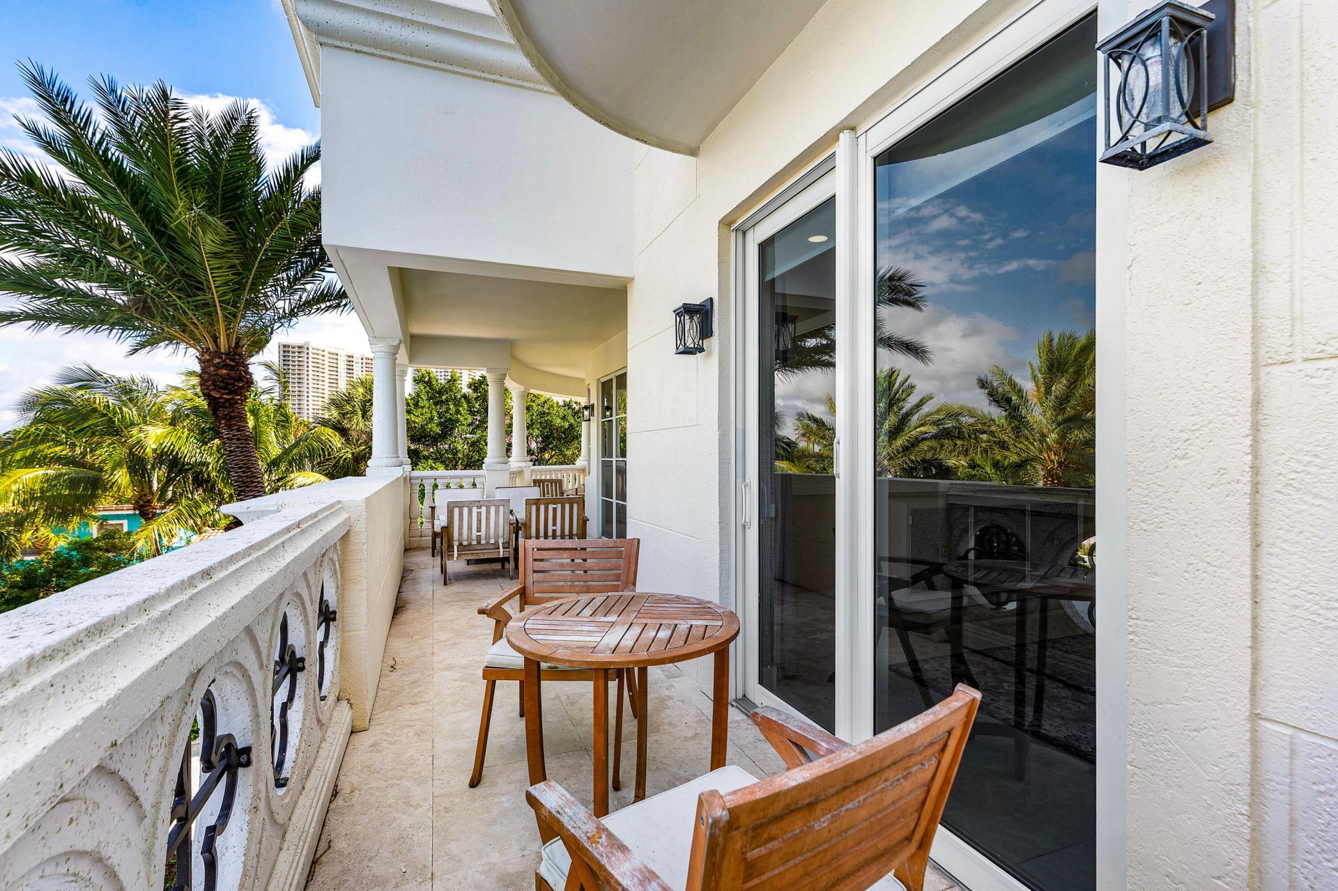 155 S Ocean Avenue, Unit 305, Palm Beach Shores, FL 33404 Photo