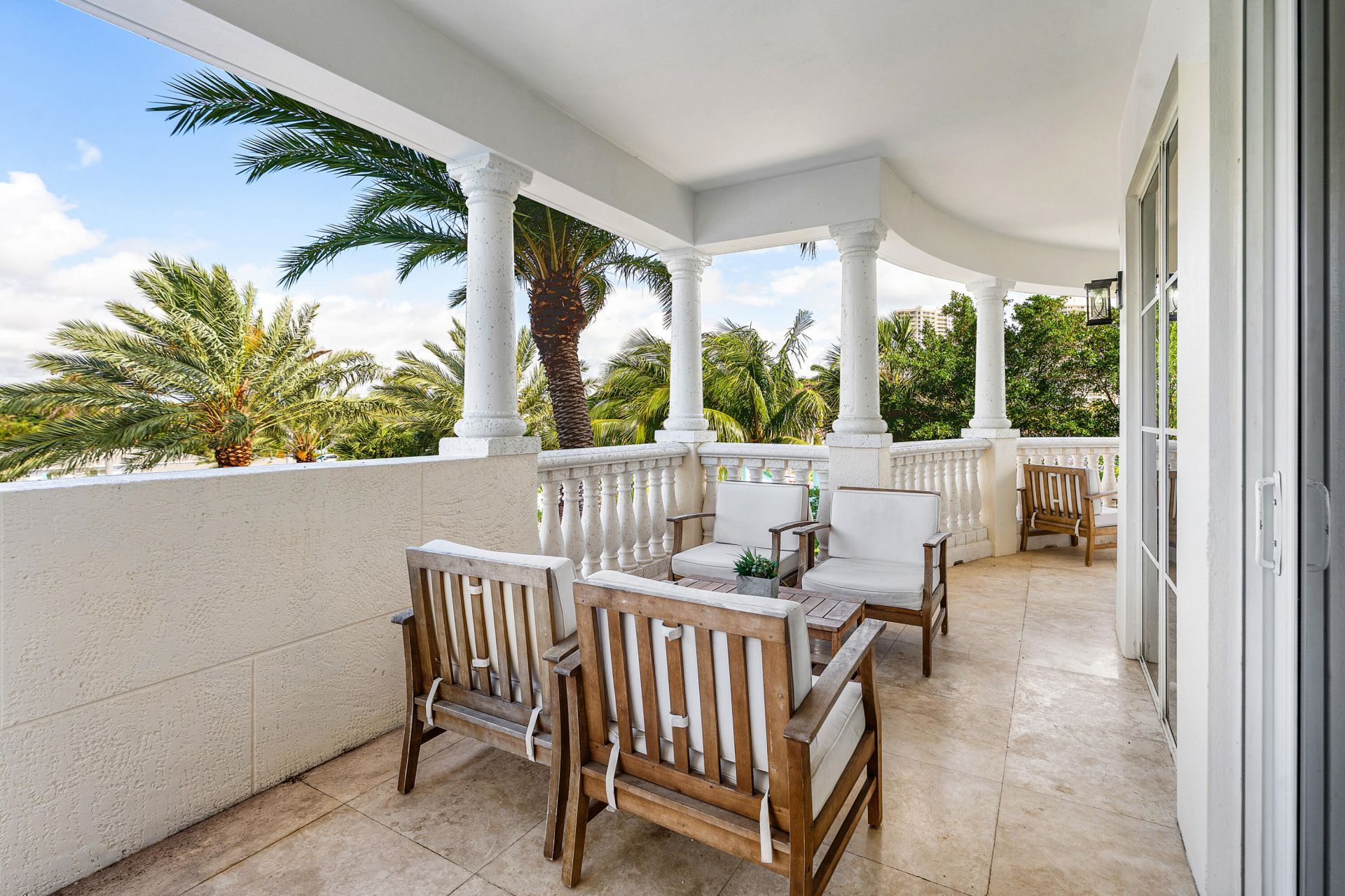 155 S Ocean Avenue, Unit 305, Palm Beach Shores, FL 33404 Photo