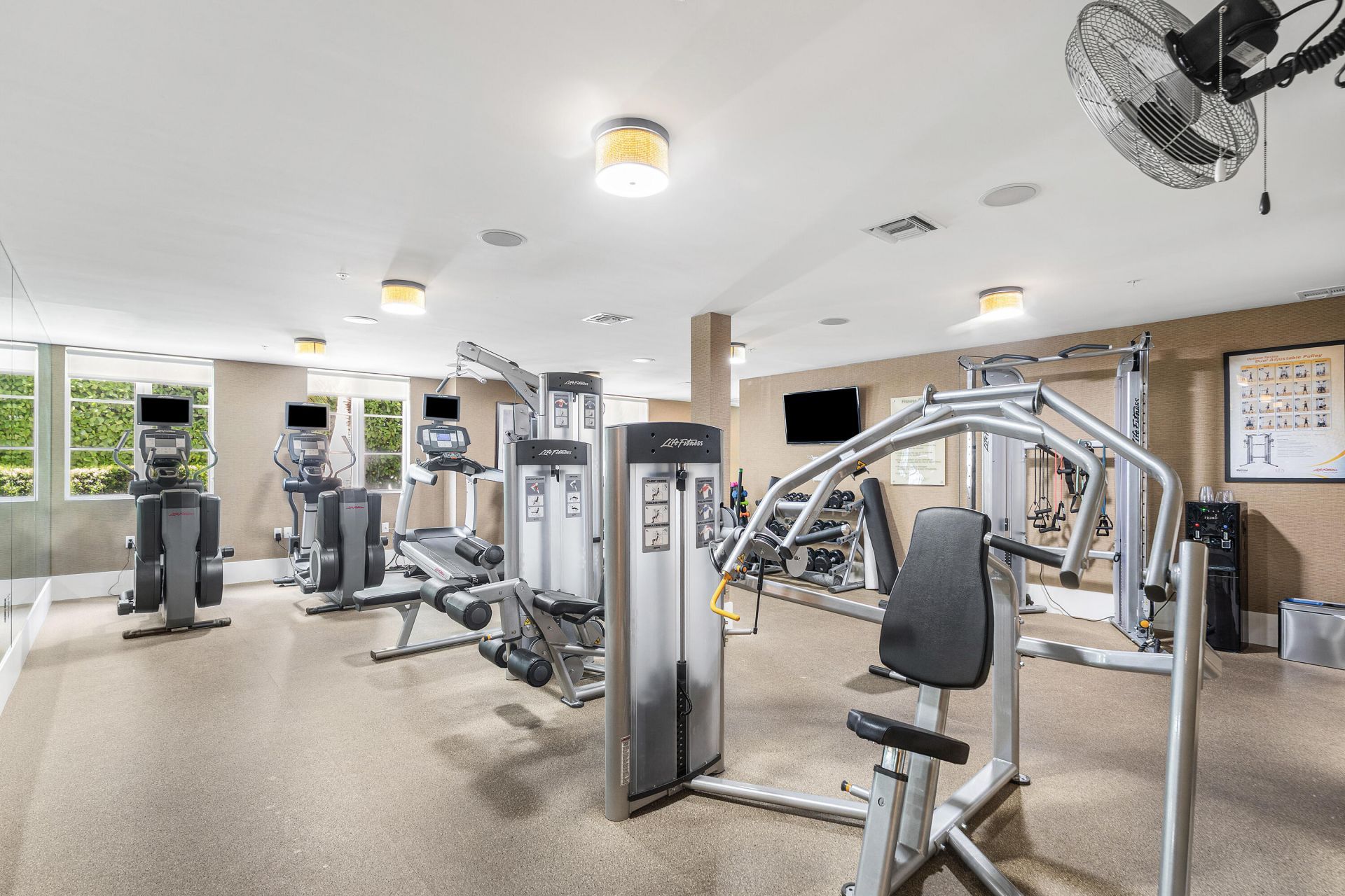 155 S Ocean Avenue, Unit 305, Palm Beach Shores, FL 33404 Photo