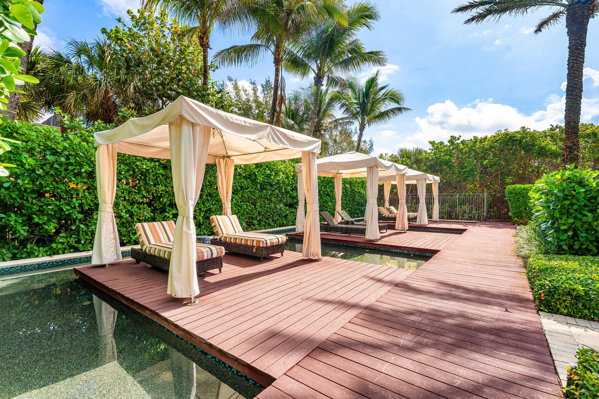 155 S Ocean Avenue, Unit 305, Palm Beach Shores, FL 33404 Photo