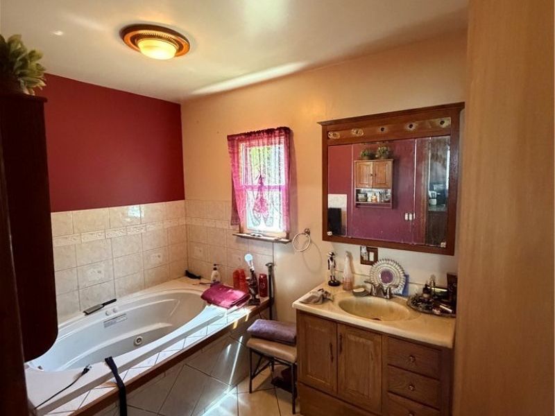 3692 E 52nd Street, Cleveland, OH 44105 Photo 18