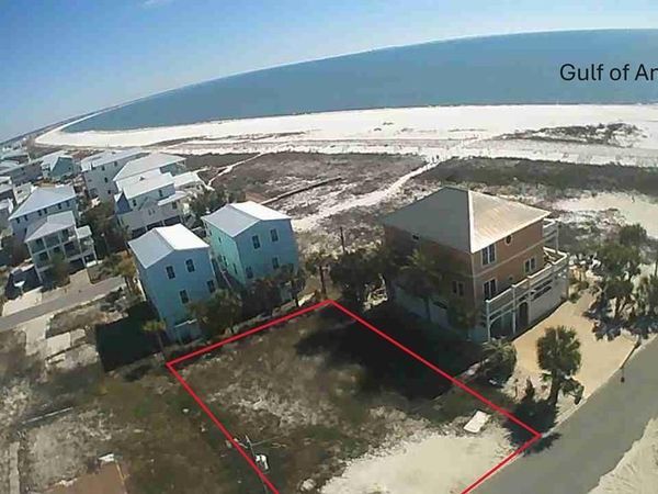 121 S 42nd Street , Mexico Beach, FL 32456
