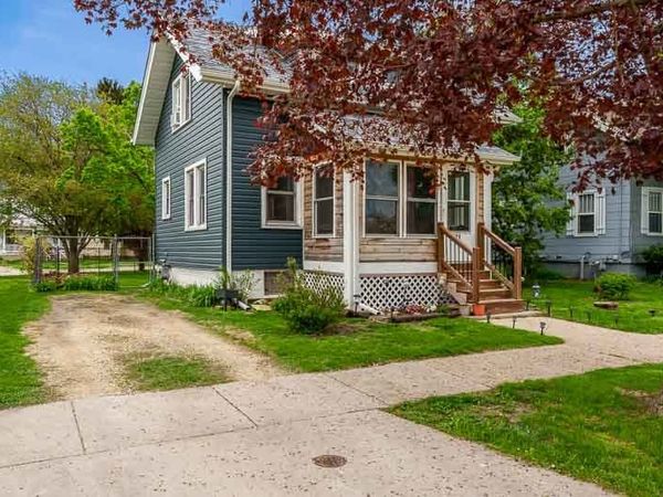 541 Roscoe Avenue , South Beloit, IL 61080