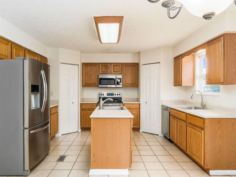 6978 Ellen Boat Lane, Canal Winchester, OH 43110 Photo 17
